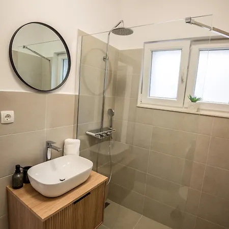 Marmar Apartment *